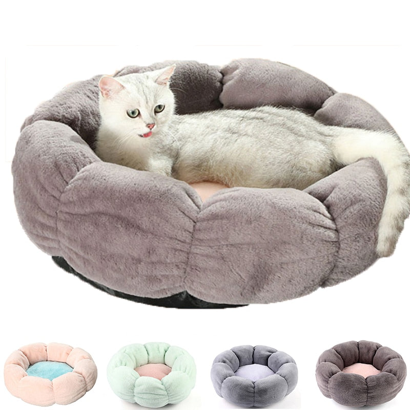 Luxury Cat or Dog bed flower shape design